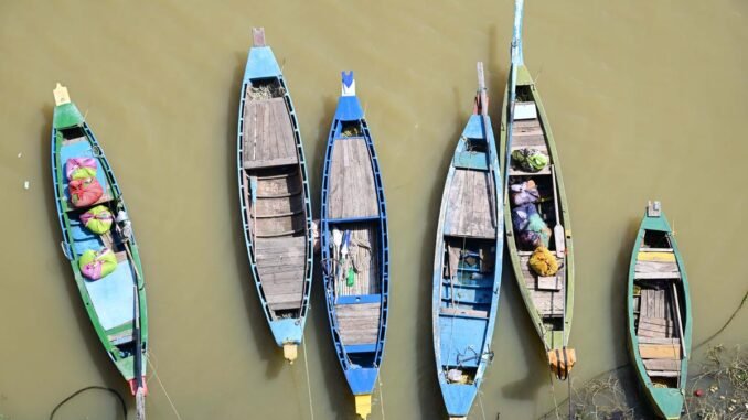 Bangladesh apprehends 34 Indian fishermen; high commission seeks their early return